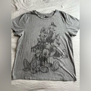 Disney Mikey Mouse and Friends Tshirt size Medium